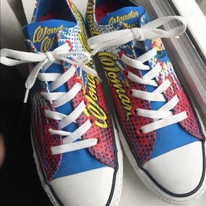Size 9 Wonder Woman Converse